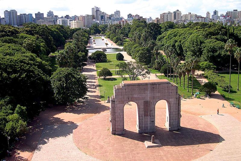 Apto Com Vida A Pe No Bom Fim Apartment Porto Alegre Exterior photo